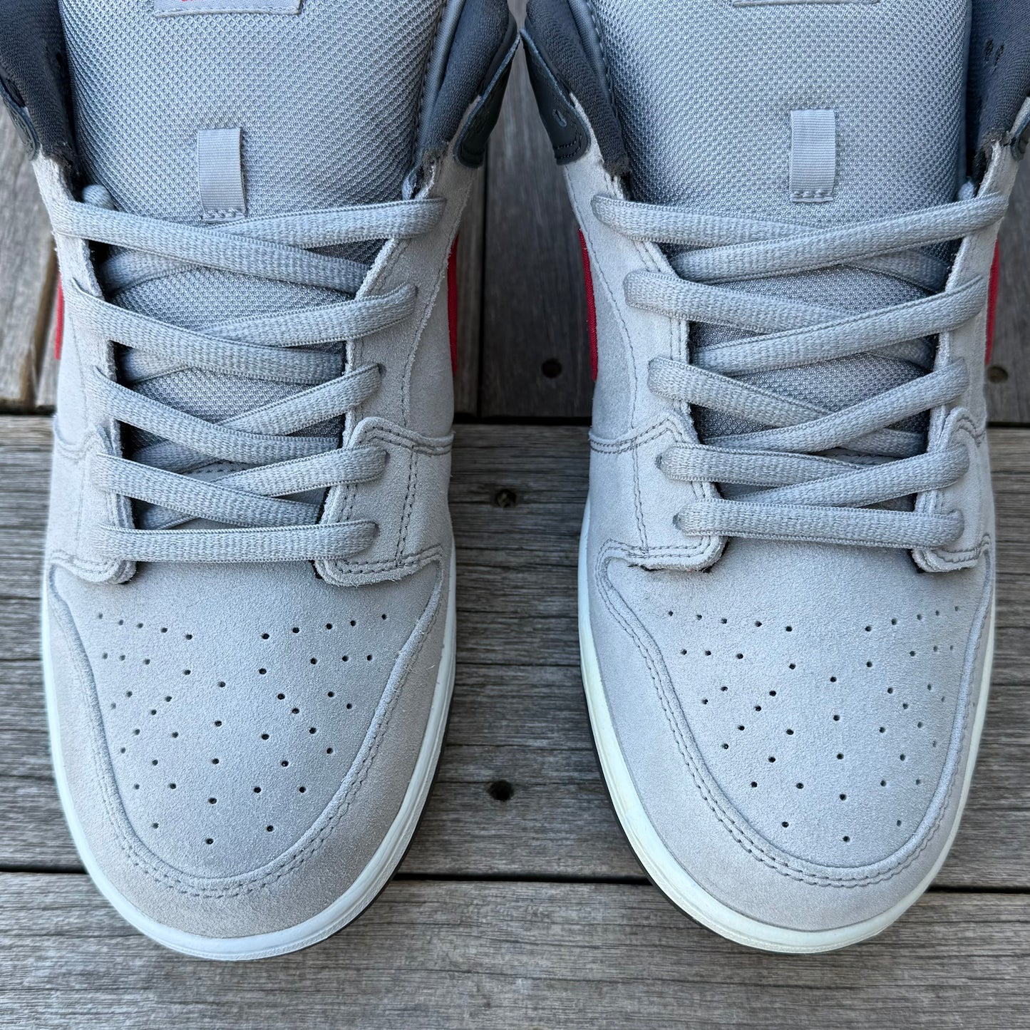 Nike SB Dunk Low Medium Grey Red Size 14
