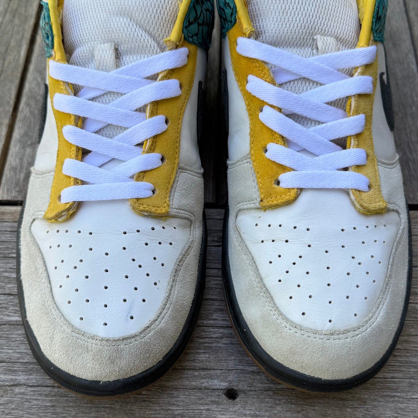 Nike Dunk Low 6.0 Pine Glass Blue Maize Size 10.5