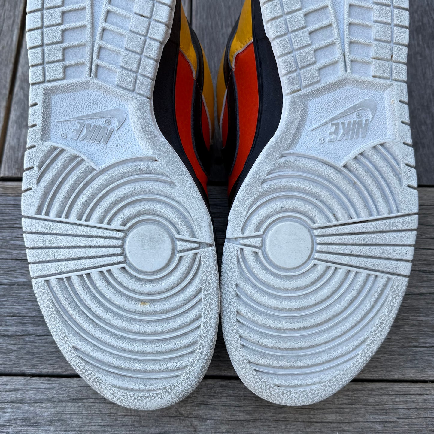 Nike SB Dunk Low RayGun (Black) Size 9.5