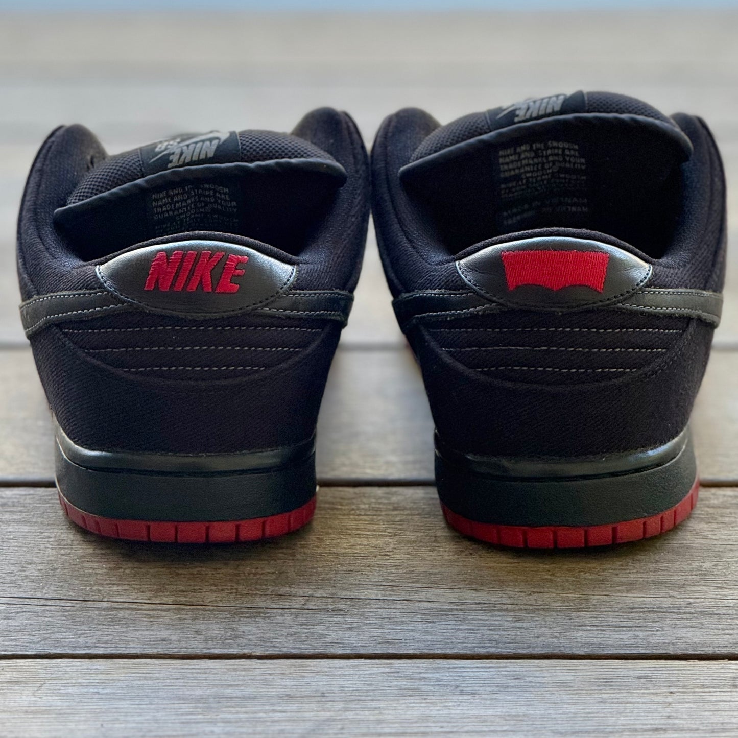 Nike SB Dunk Low Black Levi Size 11
