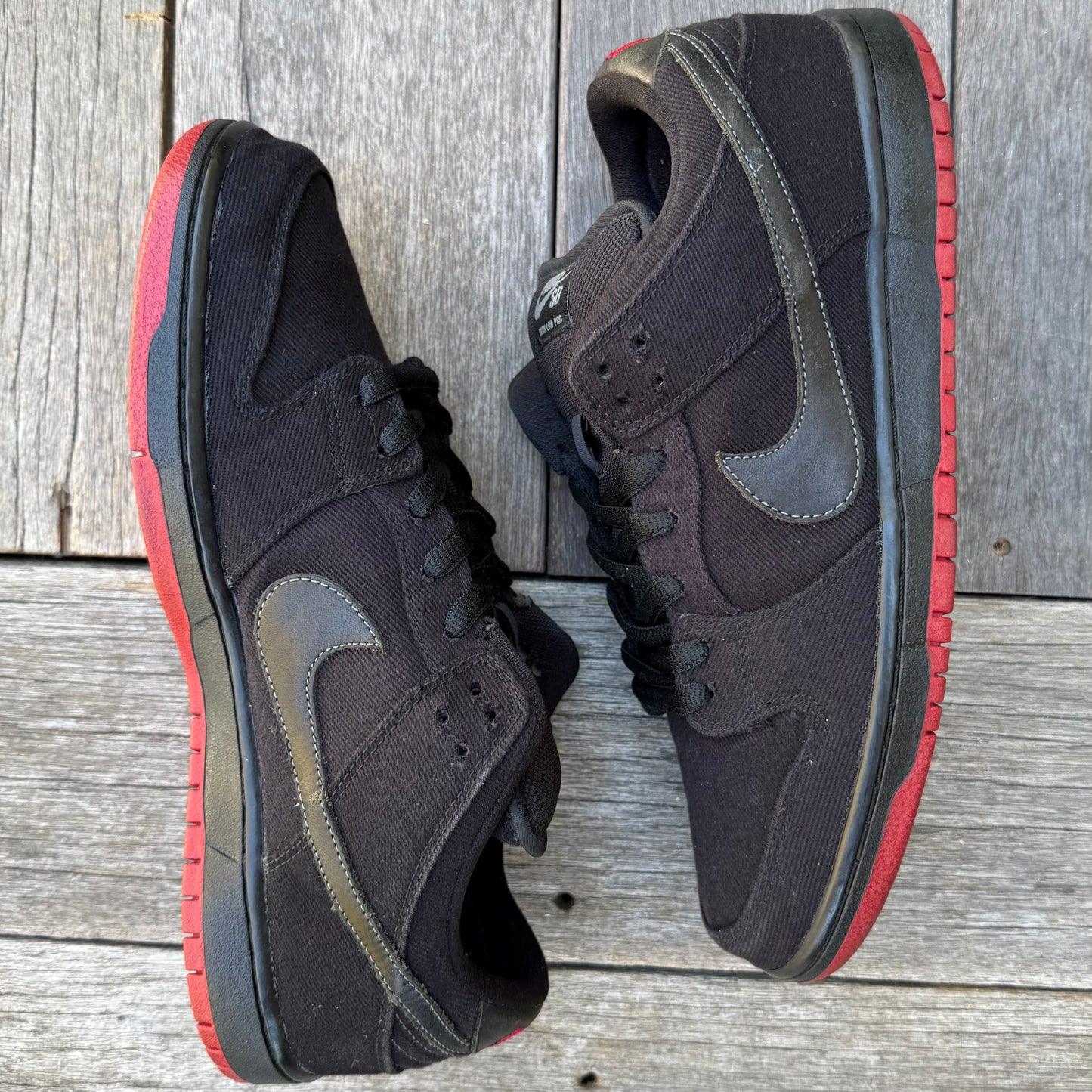 Nike SB Dunk Low Black Levi Size 11