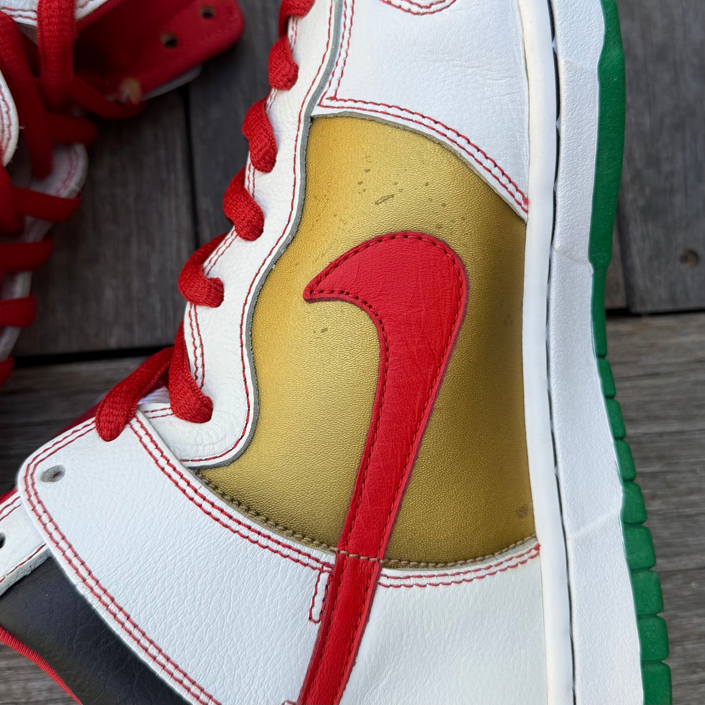 Nike SB Dunk High Money Cat Size 9.5