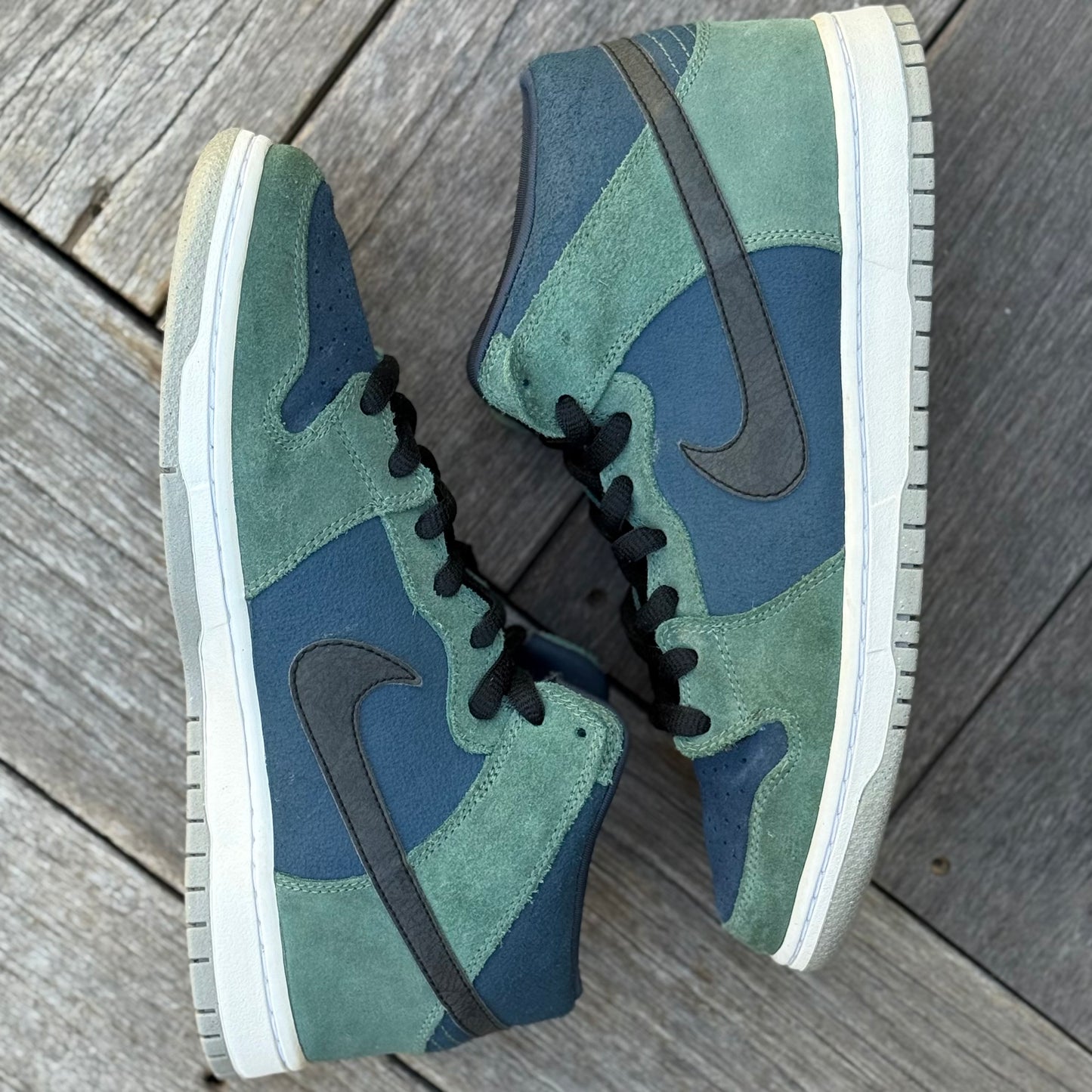 Nike SB Dunk Mid Nori Size 8.5