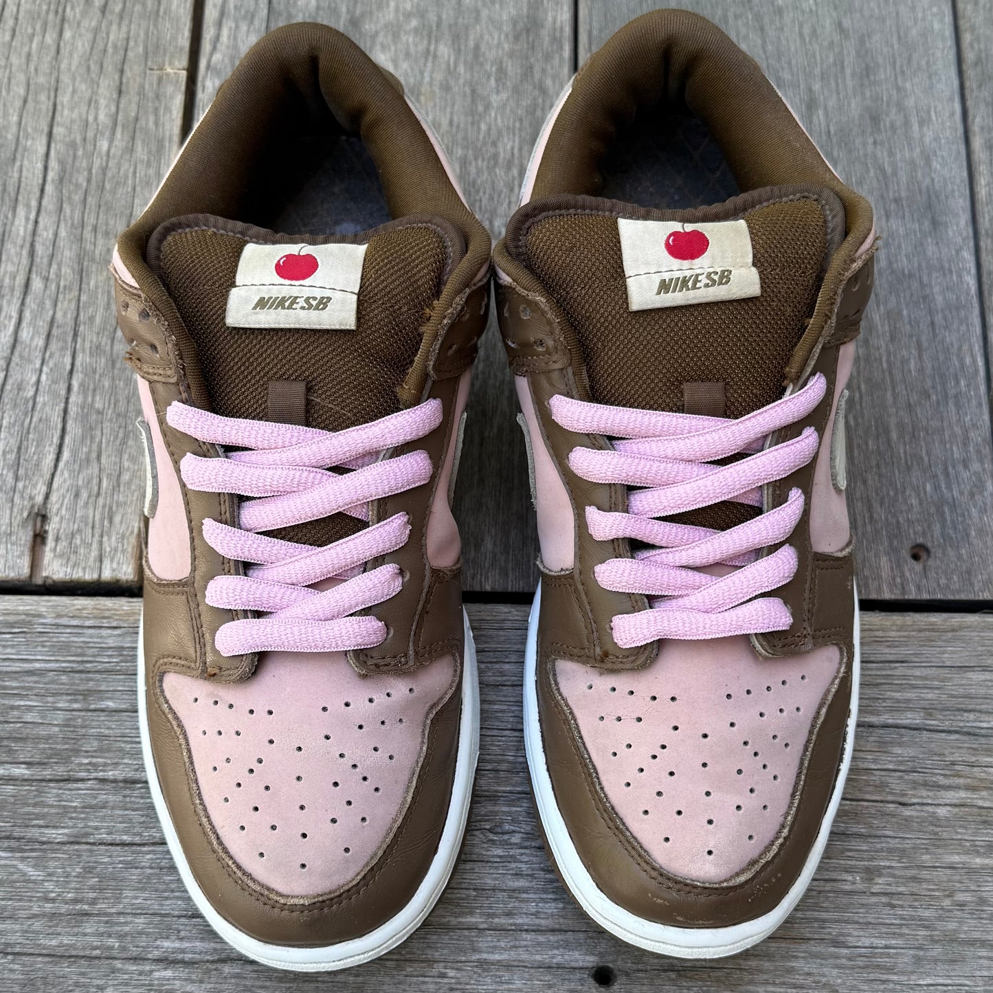 Nike SB Dunk Low Stussy Cherry Size 8