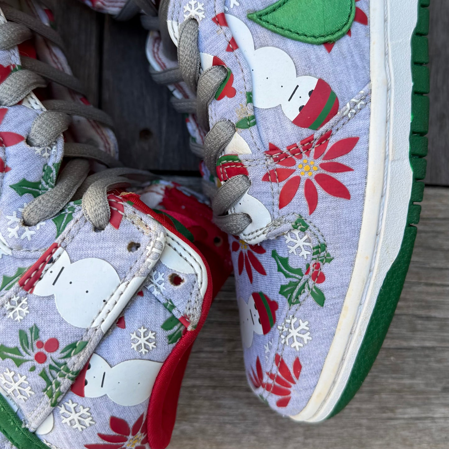 Nike SB Dunk High Grey Ugly Christmas Sweater Size 8.5