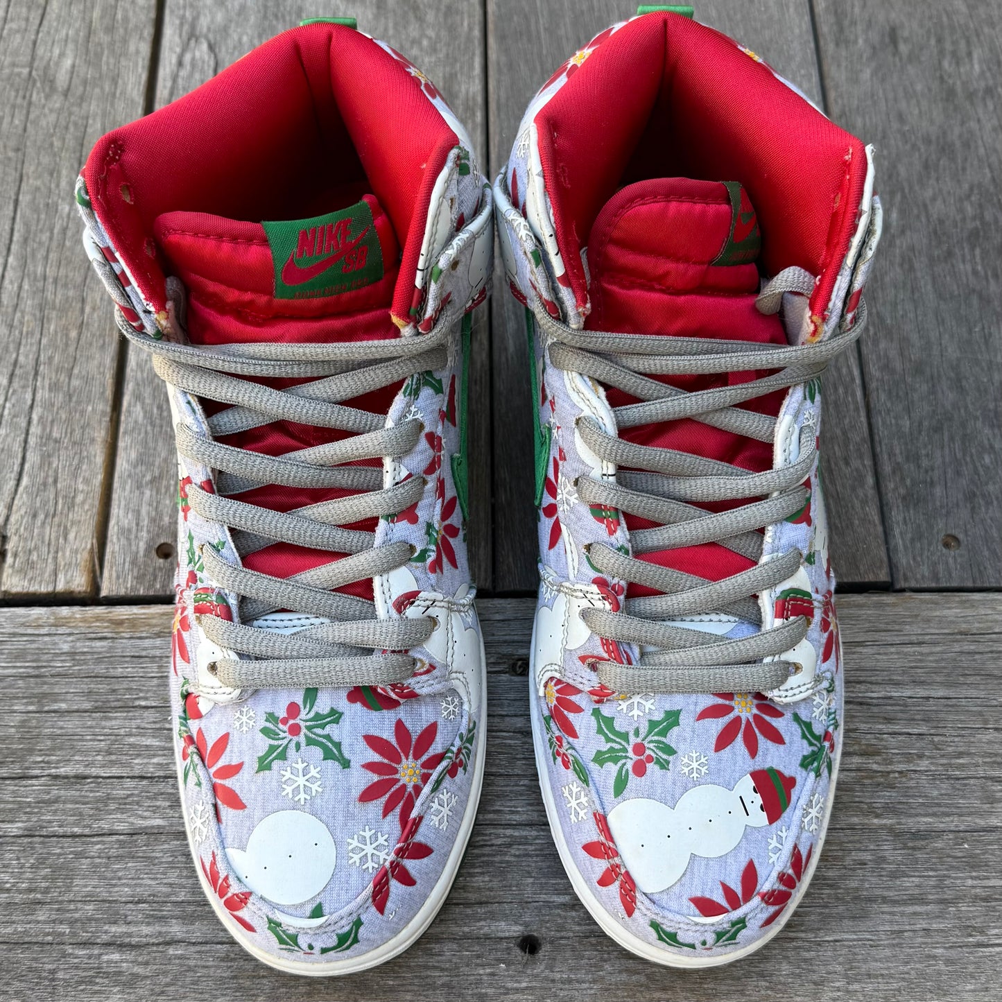 Nike SB Dunk High Grey Ugly Christmas Sweater Size 8.5