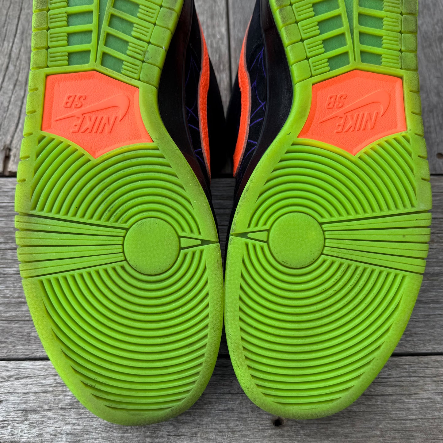 Nike SB Dunk Low Night of Mischief Size 12