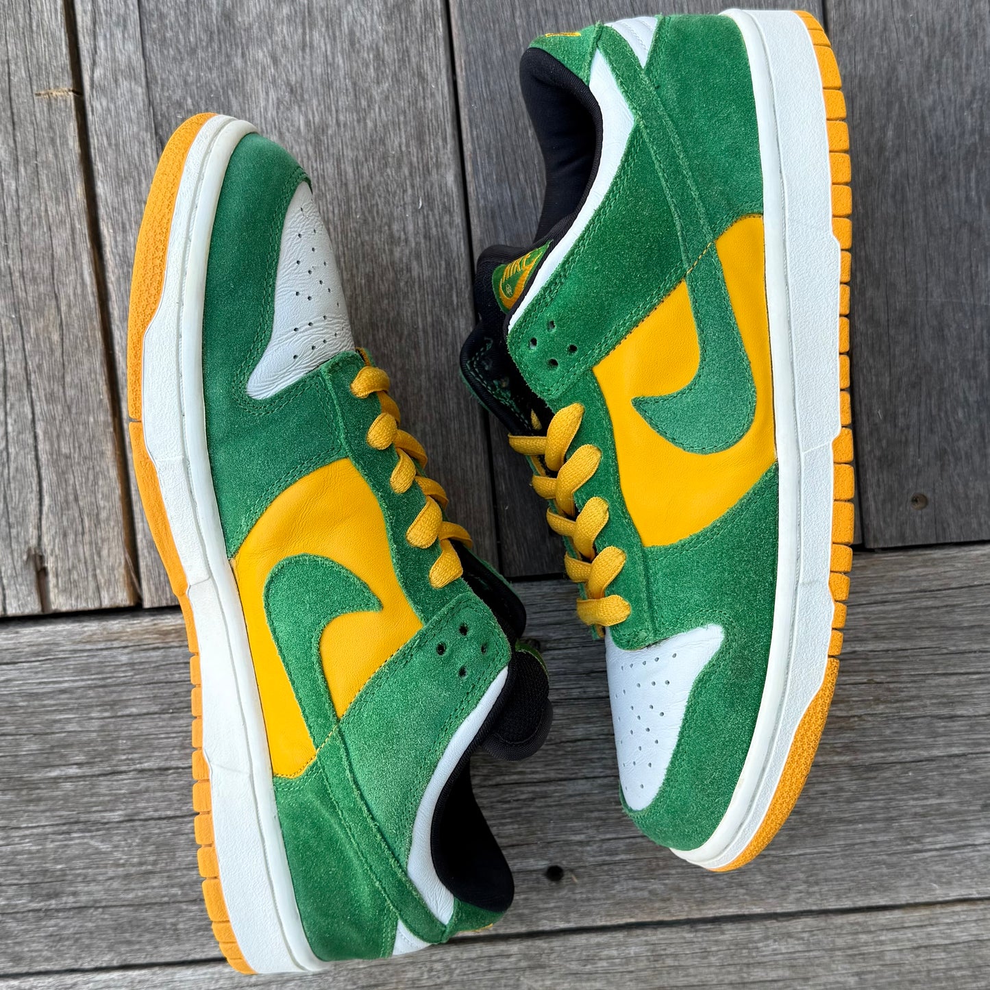 Nike SB Dunk Low Buck Size 9.5