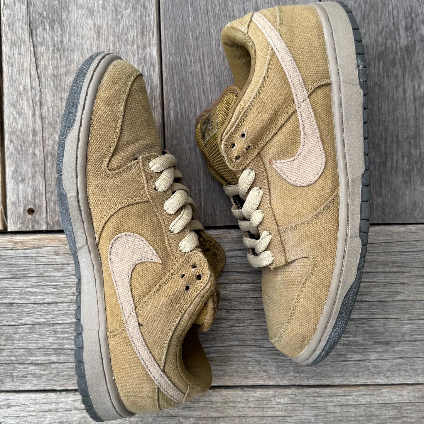Nike SB Dunk Low Sandalwood Spanish Moss Size 8.5