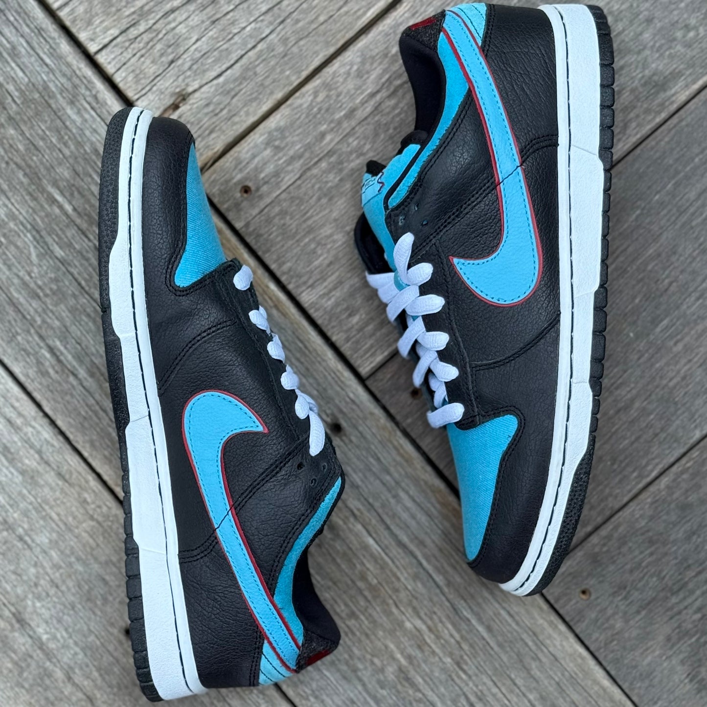Nike SB Dunk Low Angels & Demons Size 10