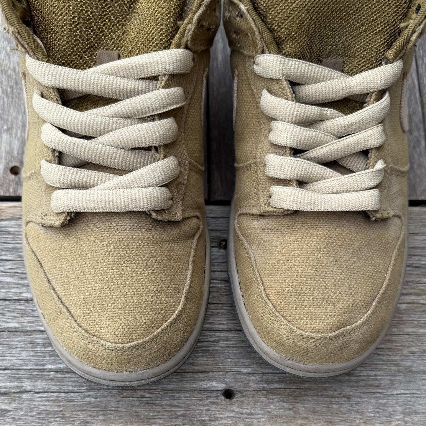 Nike SB Dunk Low Sandalwood Spanish Moss Size 8.5