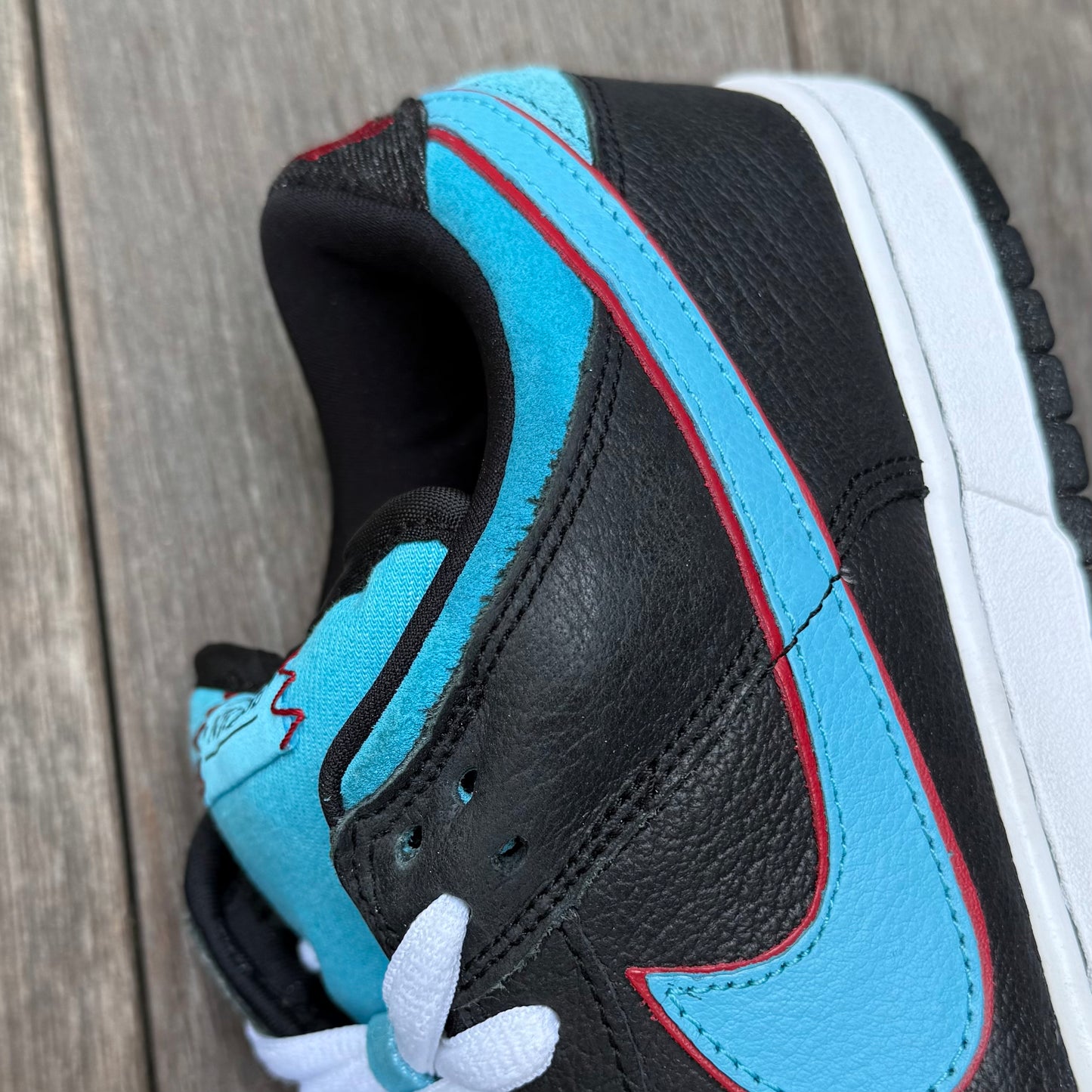 Nike SB Dunk Low Angels & Demons Size 10