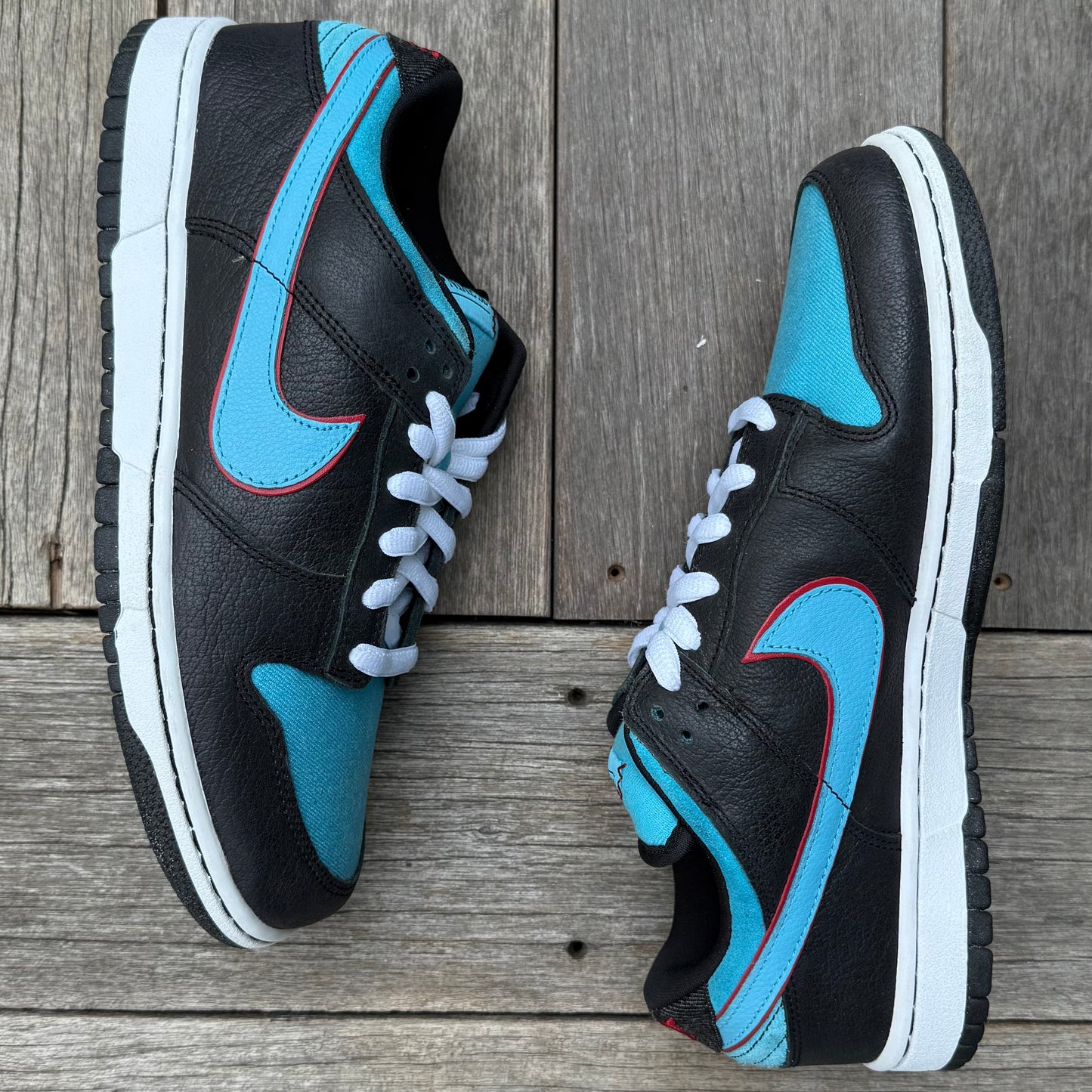 Nike SB Dunk Low Angels & Demons Size 10