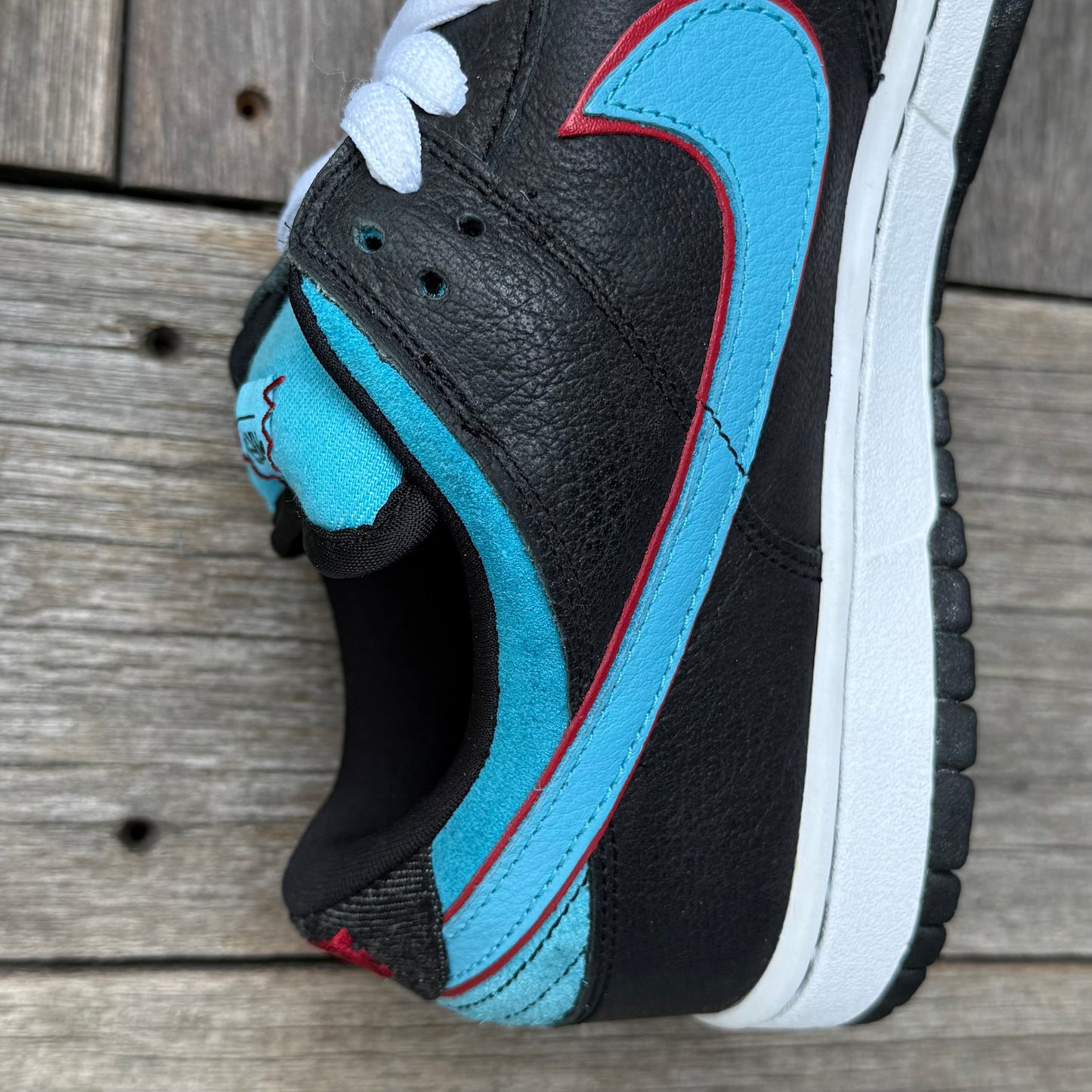 Nike SB Dunk Low Angels & Demons Size 10