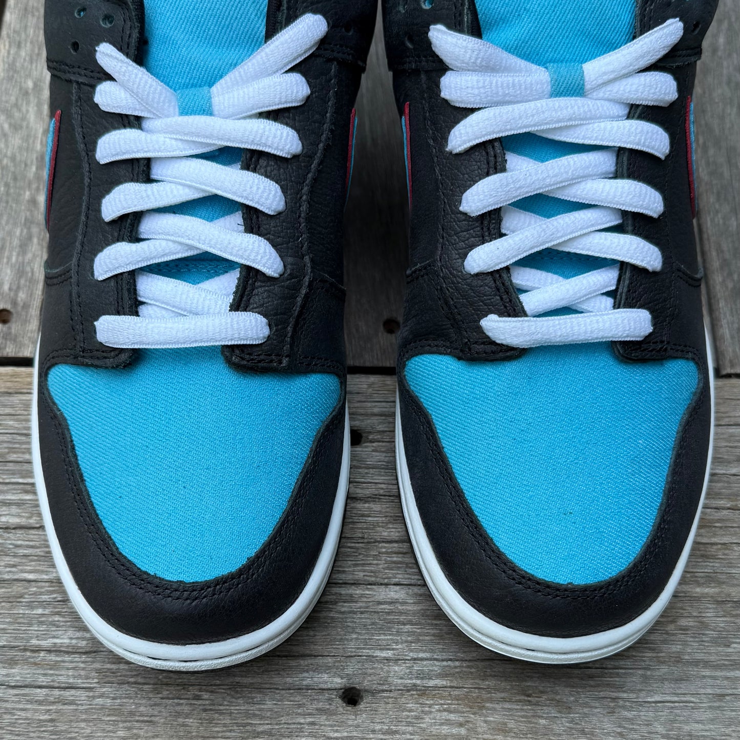 Nike SB Dunk Low Angels & Demons Size 10