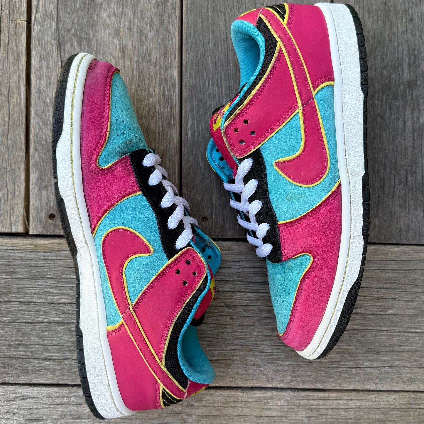 Nike SB Dunk Low Miss Pacman Size 10