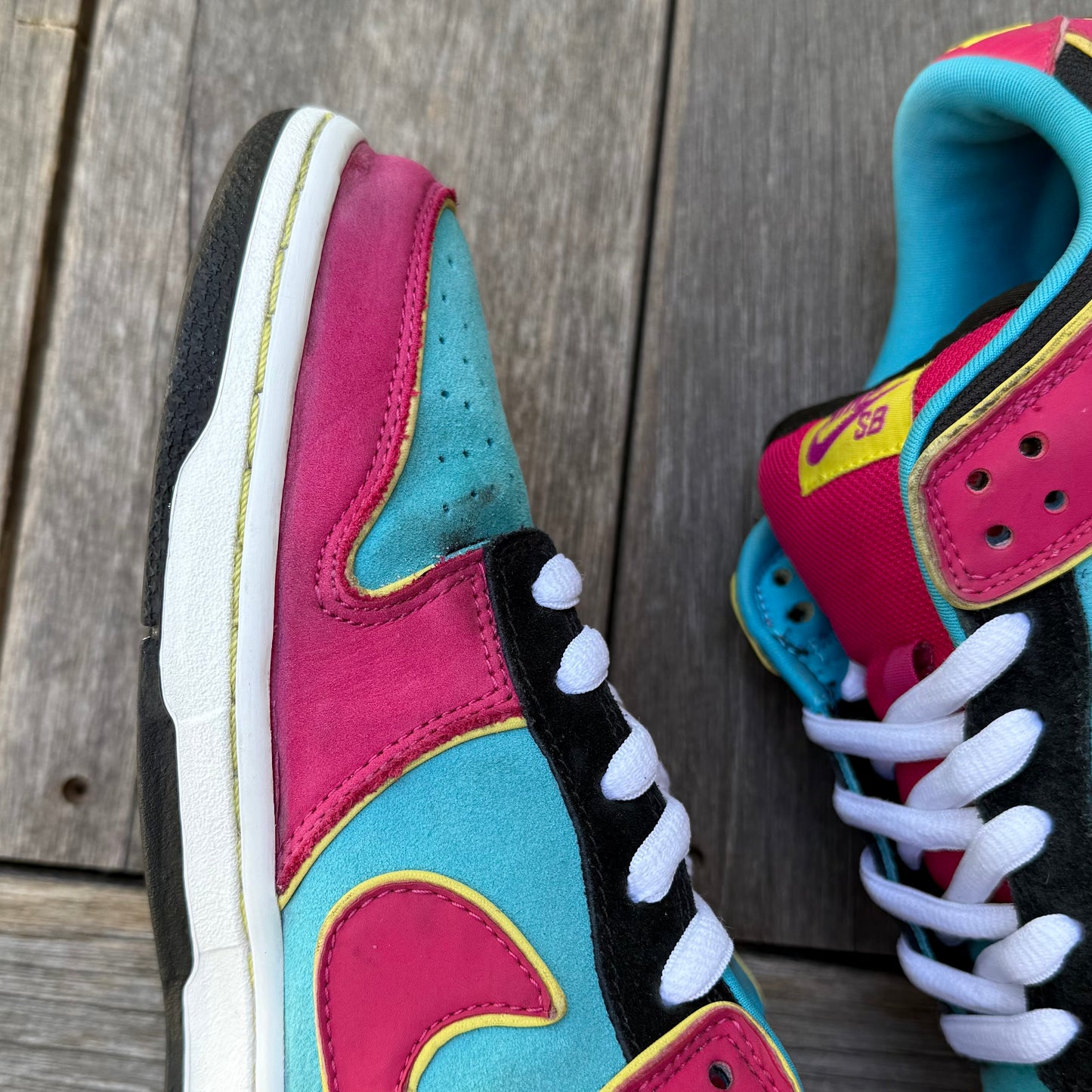 Nike SB Dunk Low Miss Pacman Size 10