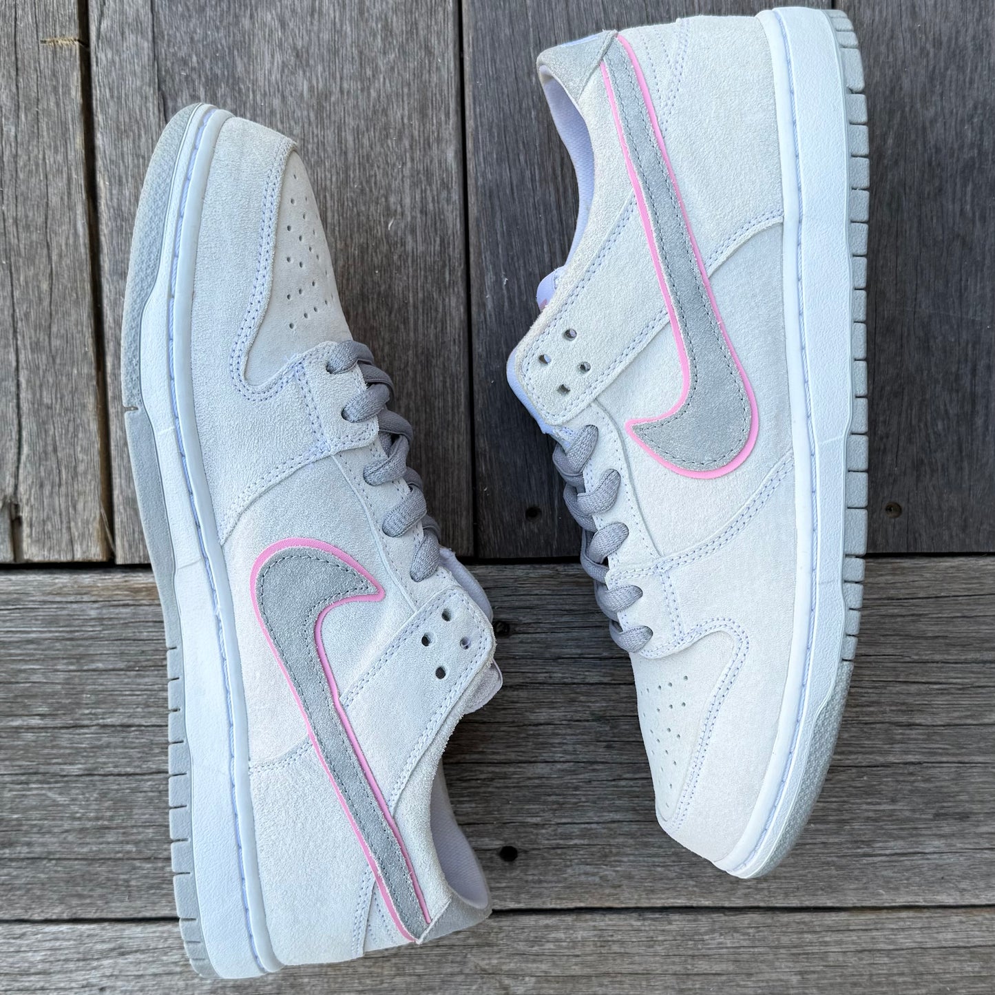 Nike SB Dunk Low Perfect Pink IW Size 10.5