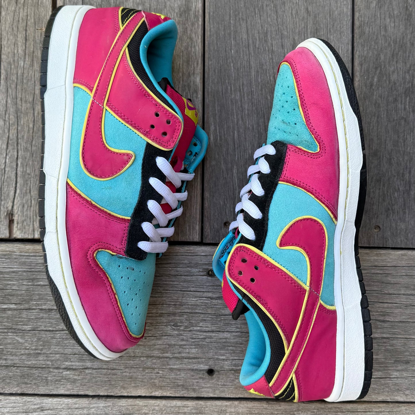 Nike SB Dunk Low Miss Pacman Size 10