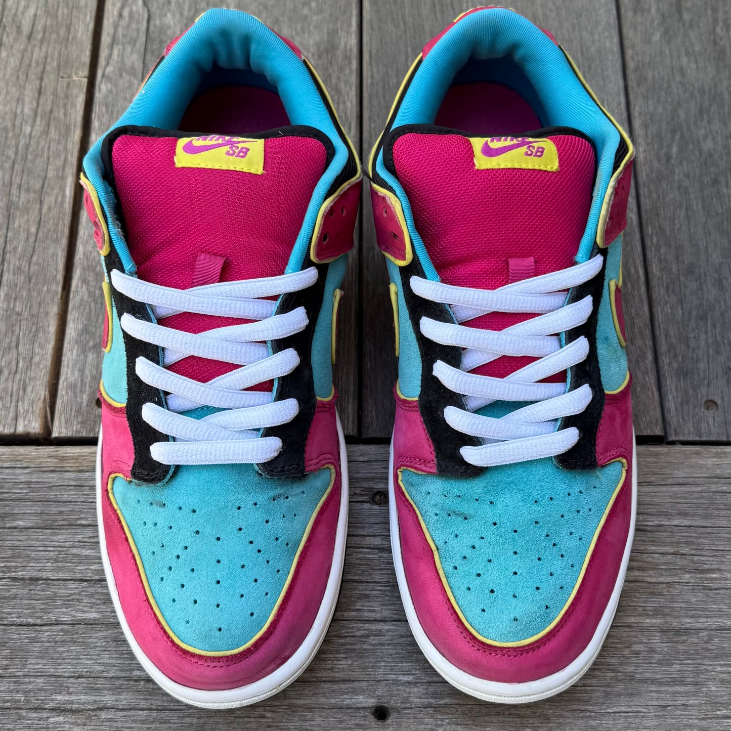 Nike SB Dunk Low Miss Pacman Size 10