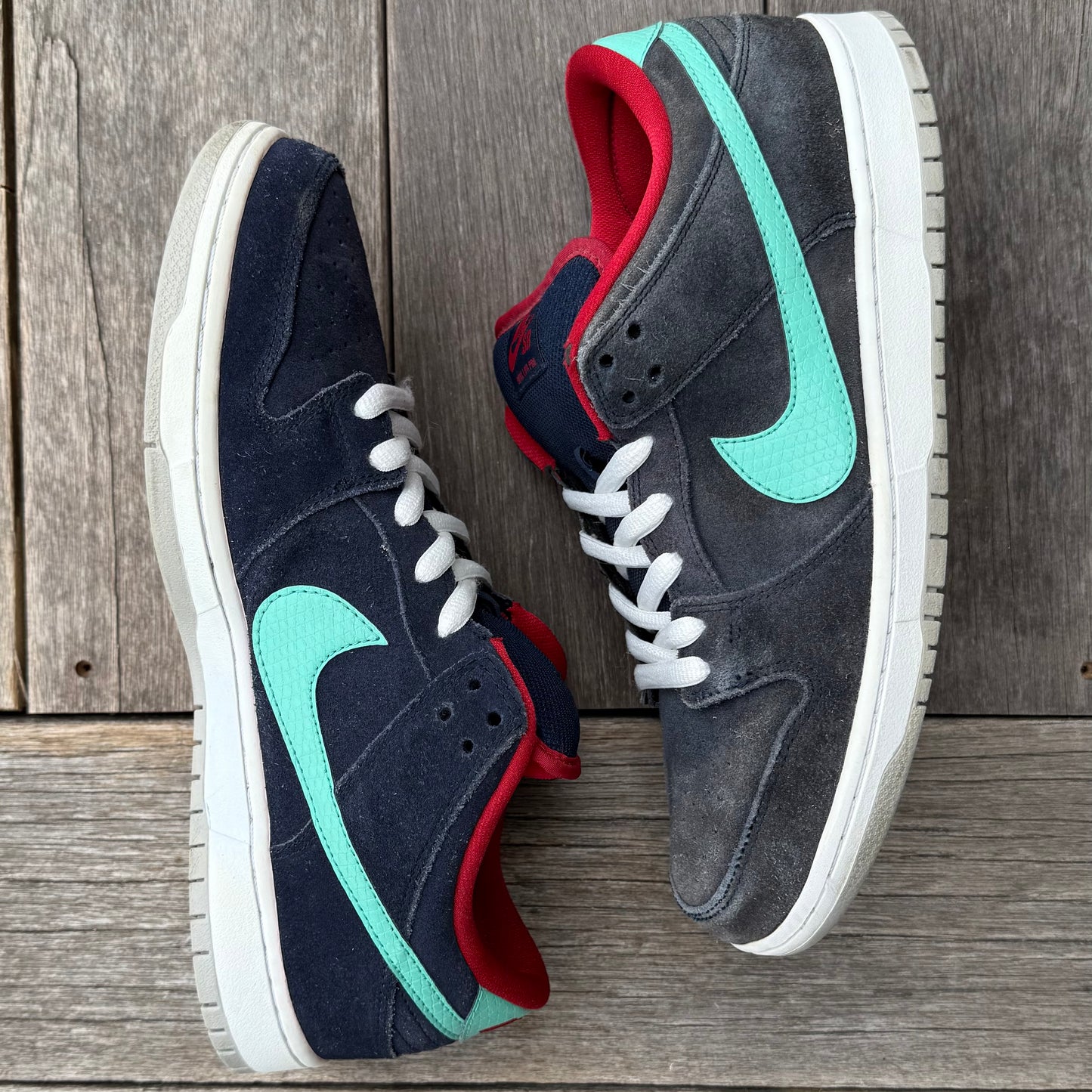 Nike SB Dunk Low Crystal Mint Obsidian Size 12