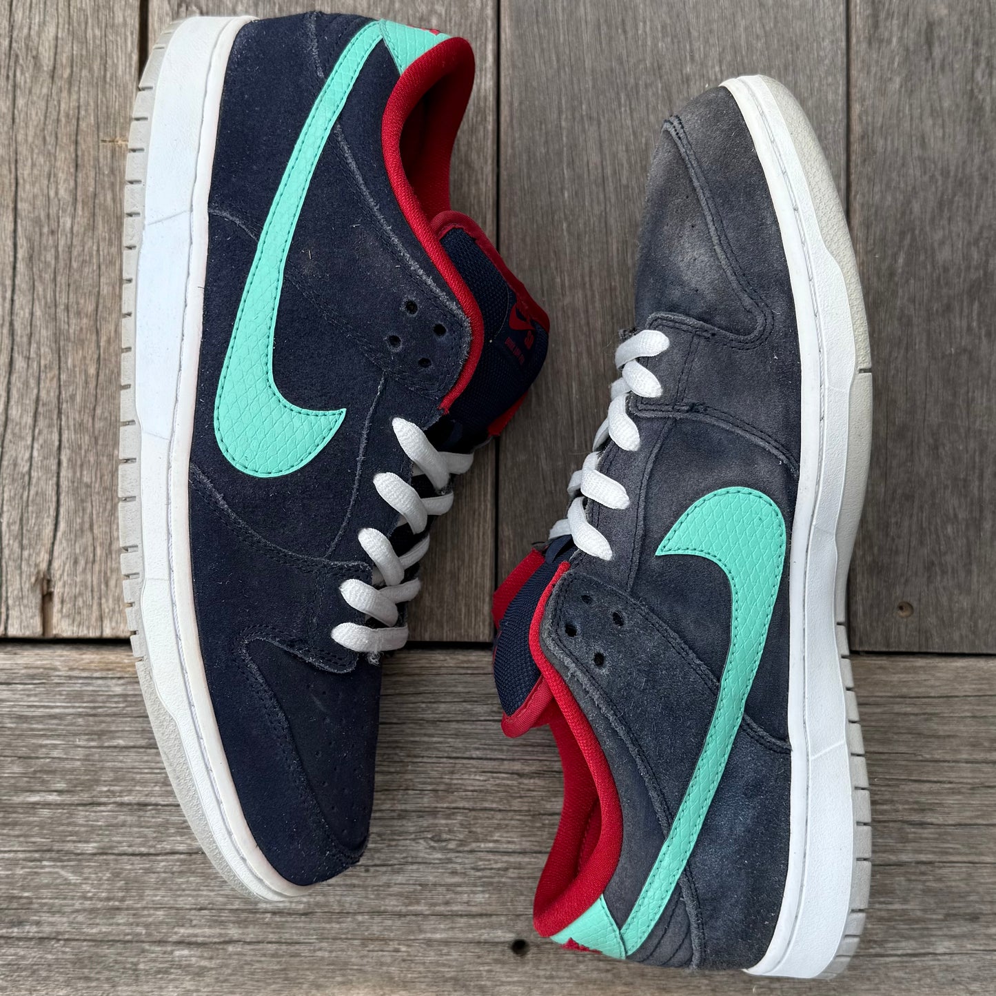 Nike SB Dunk Low Crystal Mint Obsidian Size 12