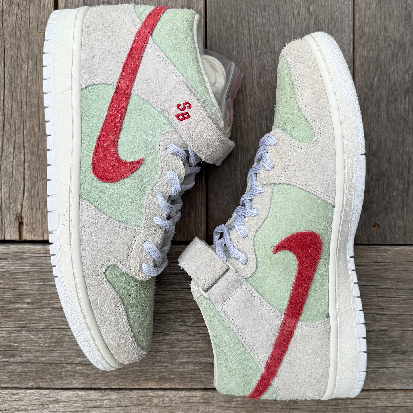 Nike SB Dunk Mid White Widow Size 11