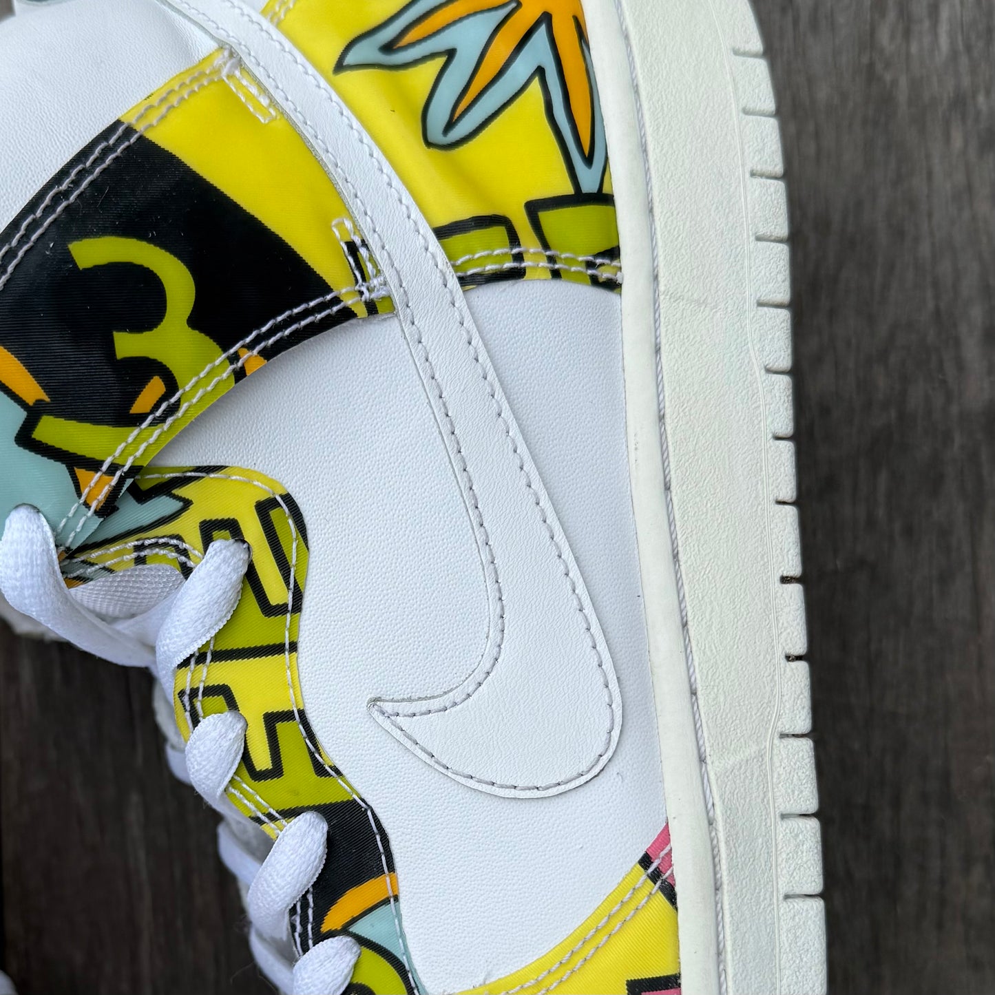 Nike SB Dunk High De La Soul White Size 10.5