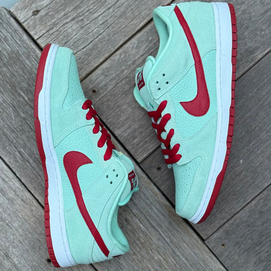 Nike SB Dunk Low Monopoly Mint Size 9.5