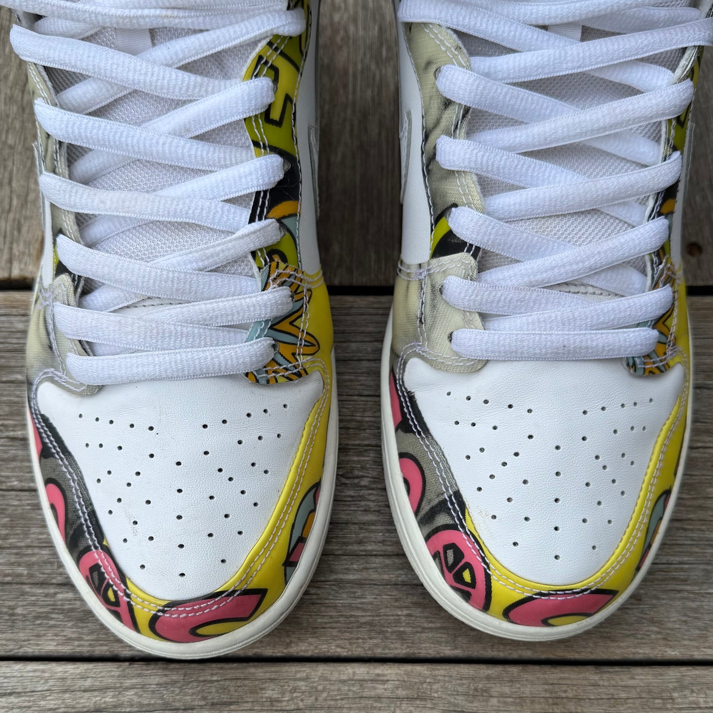 Nike SB Dunk High De La Soul White Size 10.5