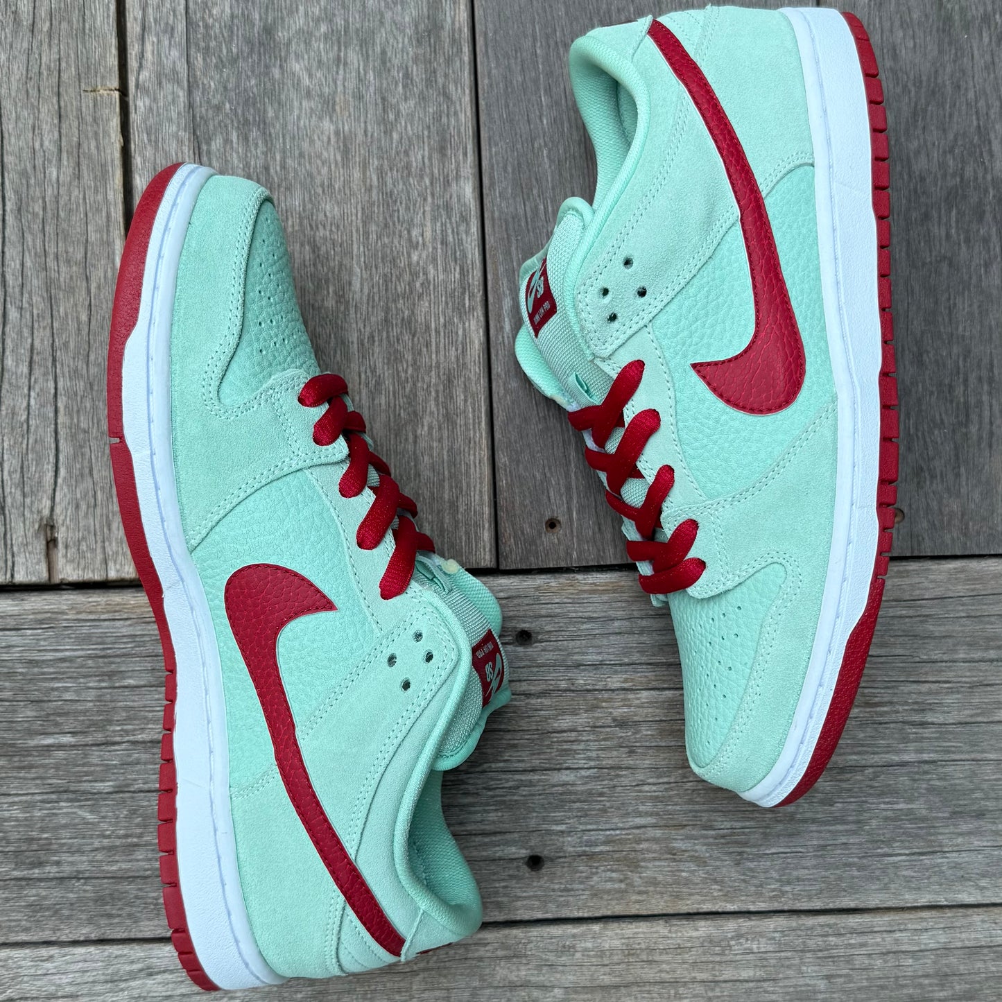 Nike SB Dunk Low Monopoly Mint Size 9.5