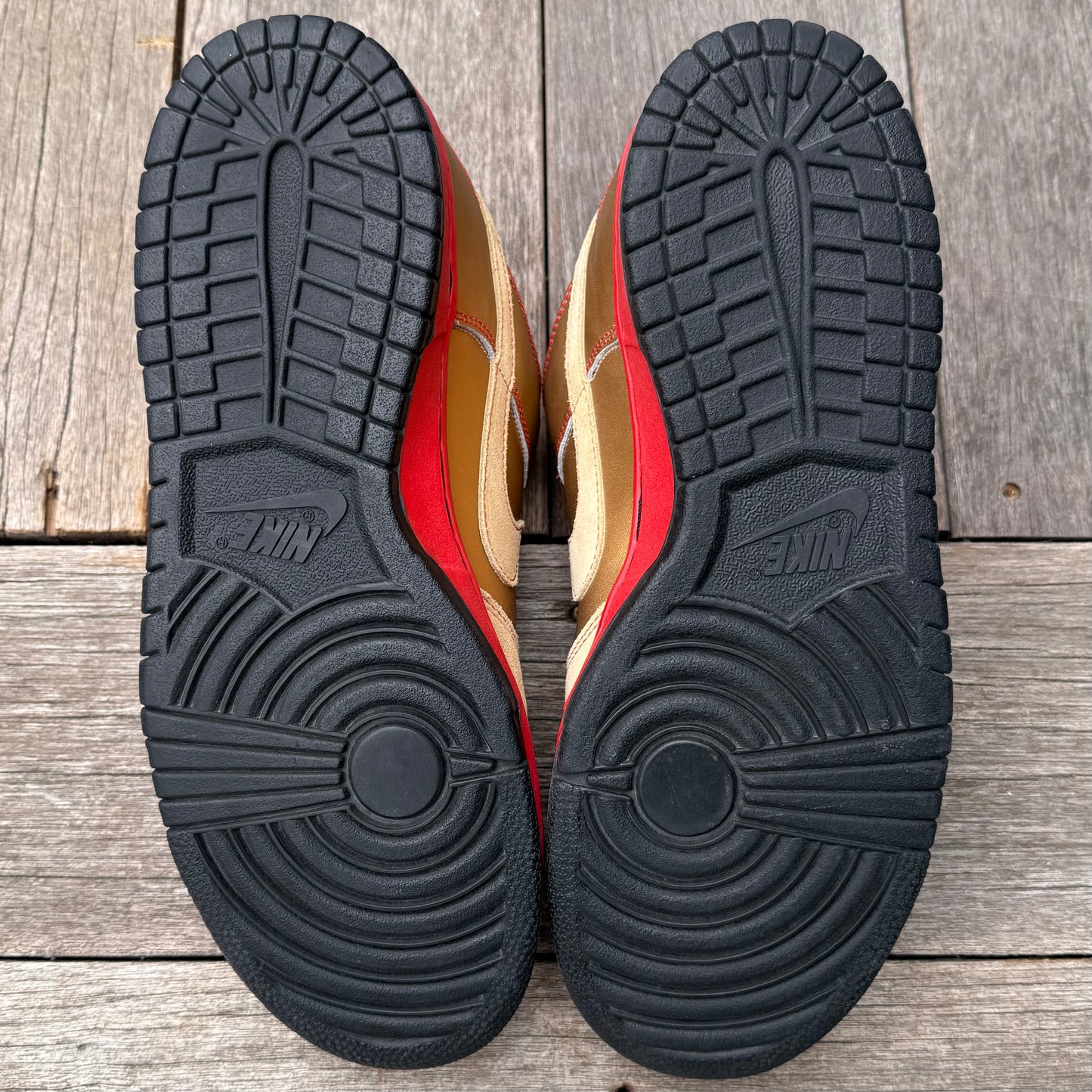 Nike SB Dunk Low Money Cat Size 11