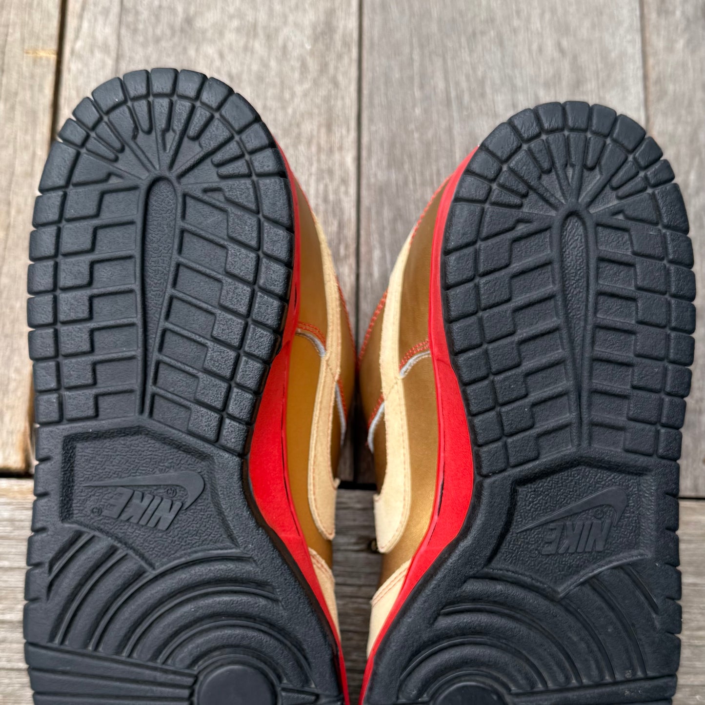 Nike SB Dunk Low Money Cat Size 11