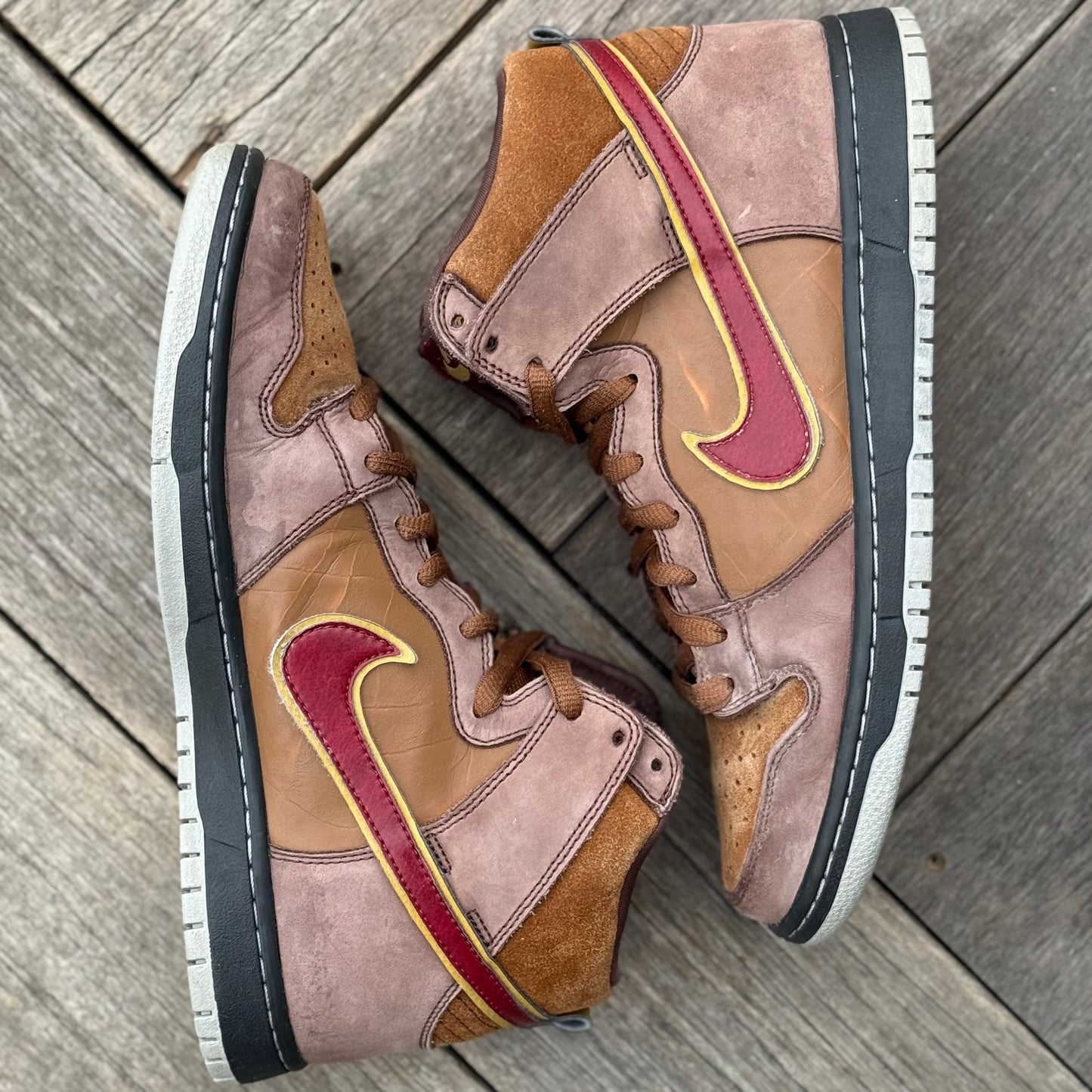 Nike SB Dunk High Cigar City Size 9.5