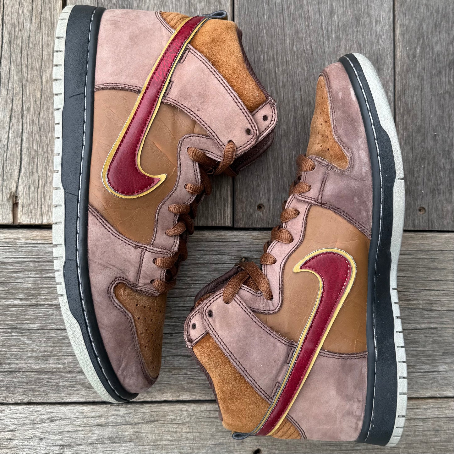 Nike SB Dunk High Cigar City Size 9.5