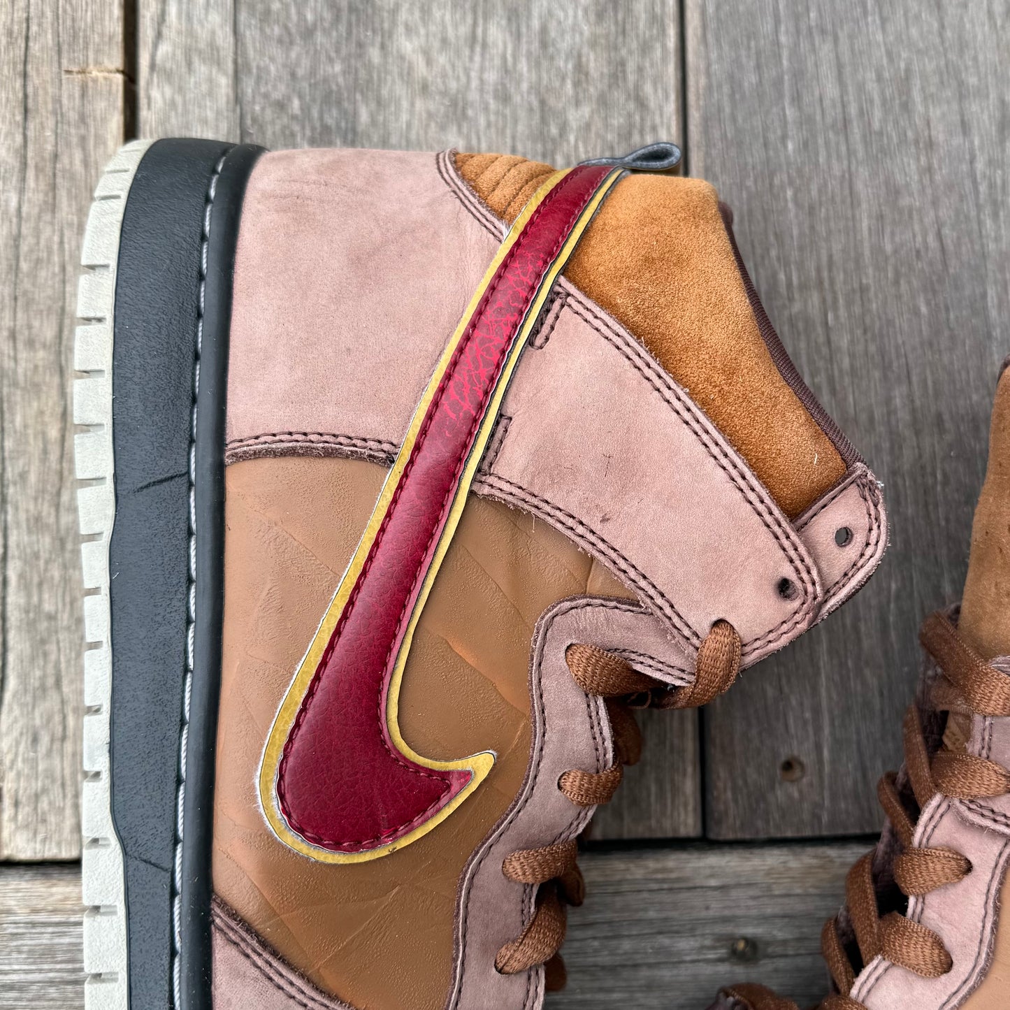 Nike SB Dunk High Cigar City Size 9.5