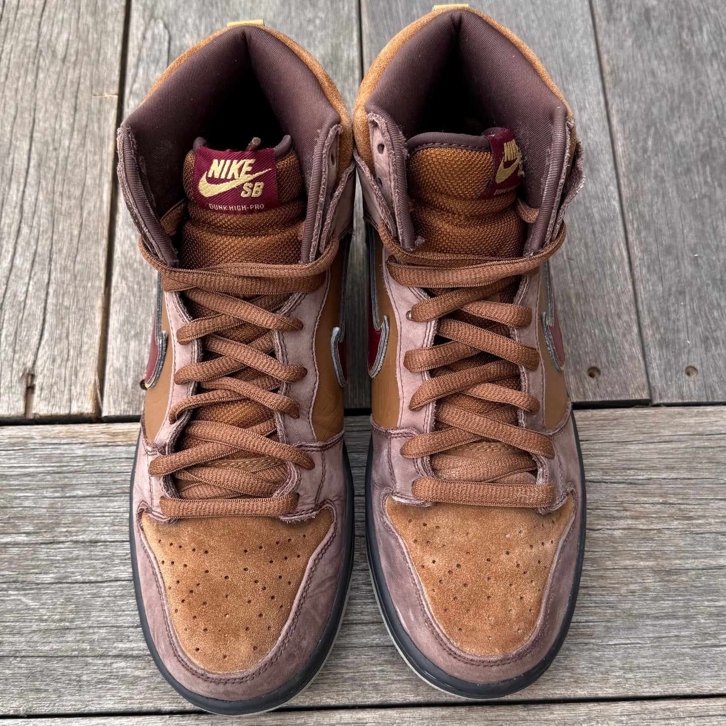 Nike SB Dunk High Cigar City Size 9.5