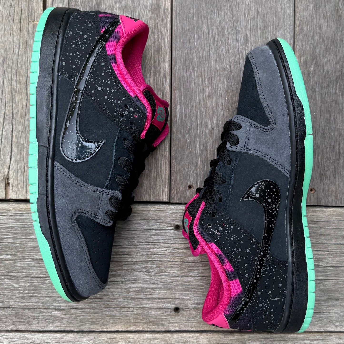 Nike SB Dunk Low Northern Lights Size 9.5
