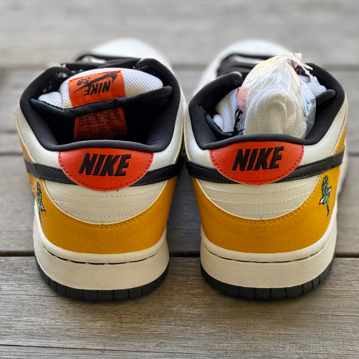 Nike SB Dunk Low White RayGun (Home) Size 10