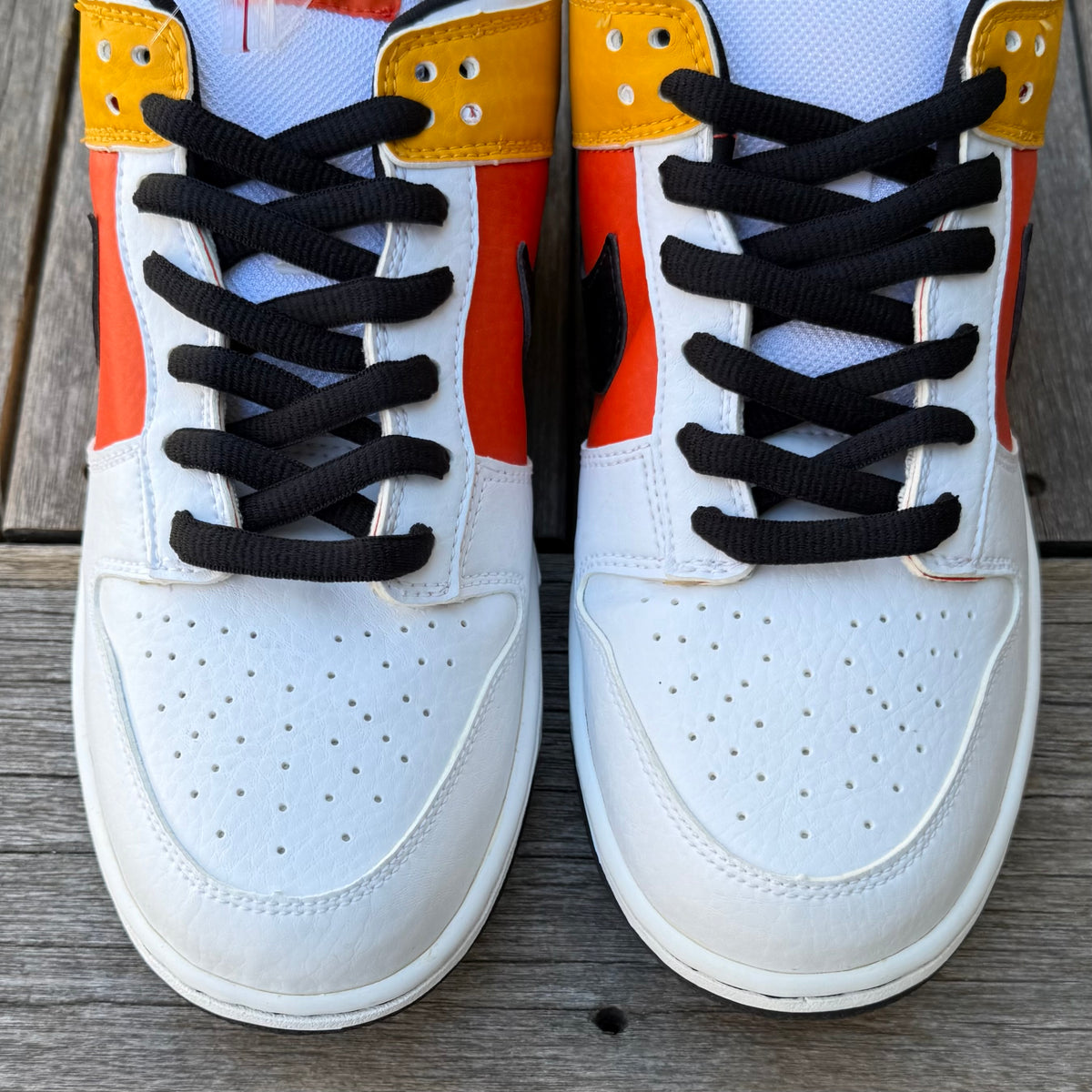Nike SB Dunk Low White RayGun (Home) Size 10
