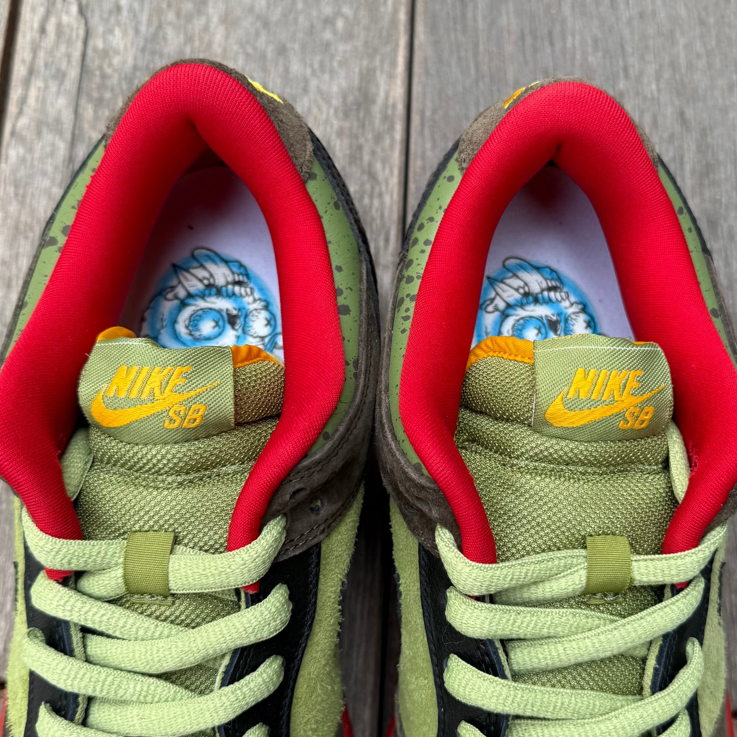 Nike SB Dunk Low Asparagus Size 9.5