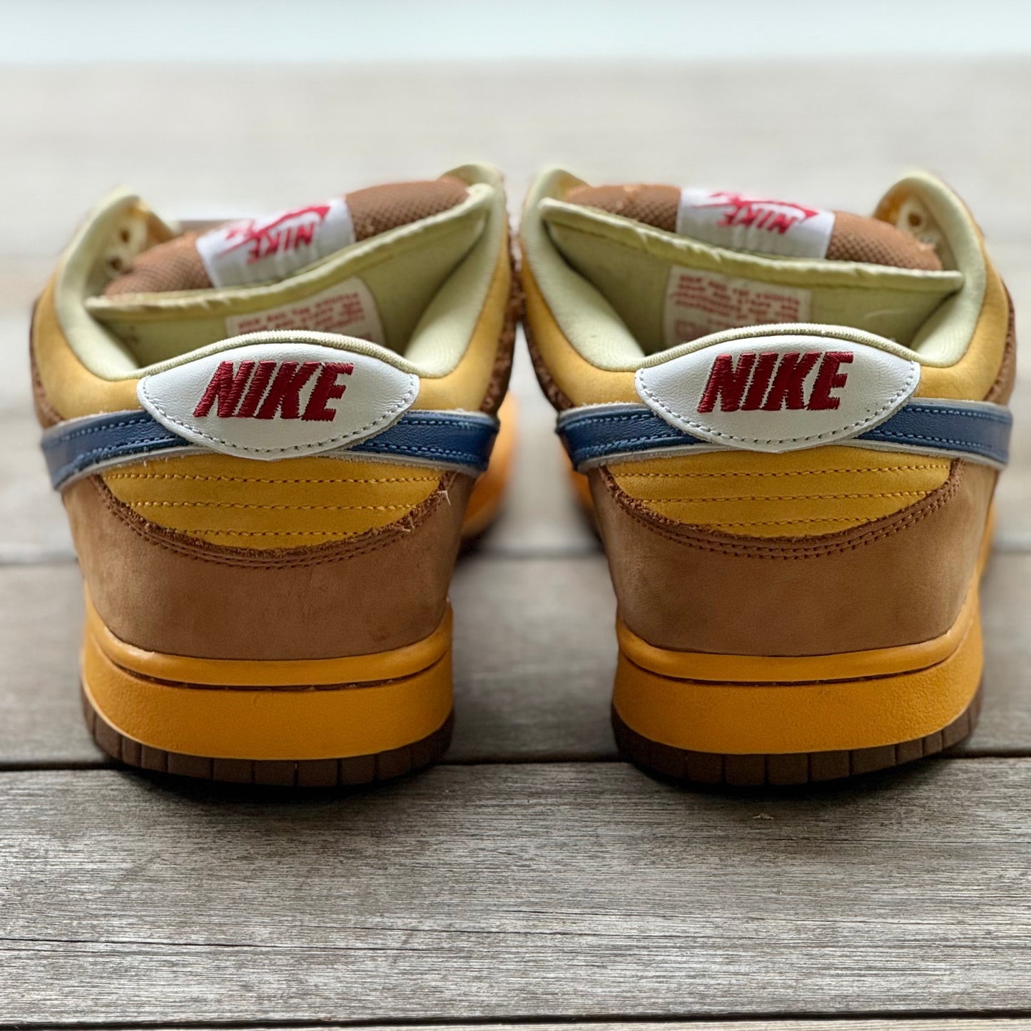 Nike SB Dunk Low Newcastle Brown Ale Size 10