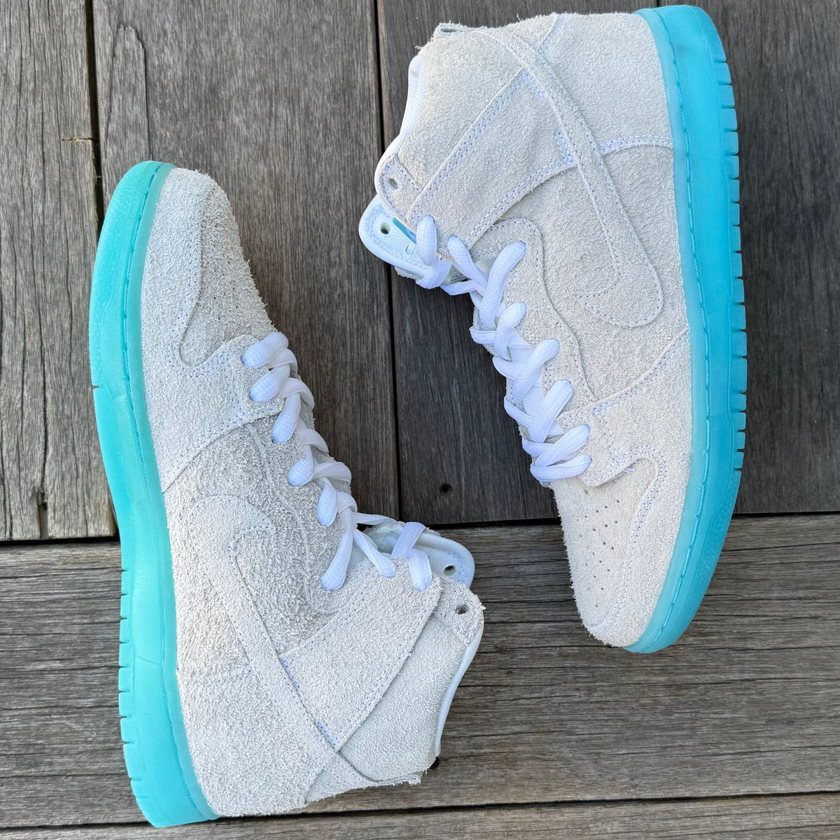 Nike SB Dunk High Chairman Bao Size 9.5