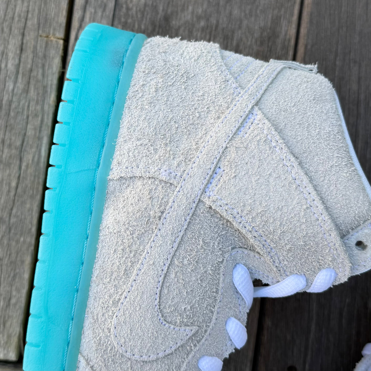 Nike SB Dunk High Chairman Bao Size 9.5