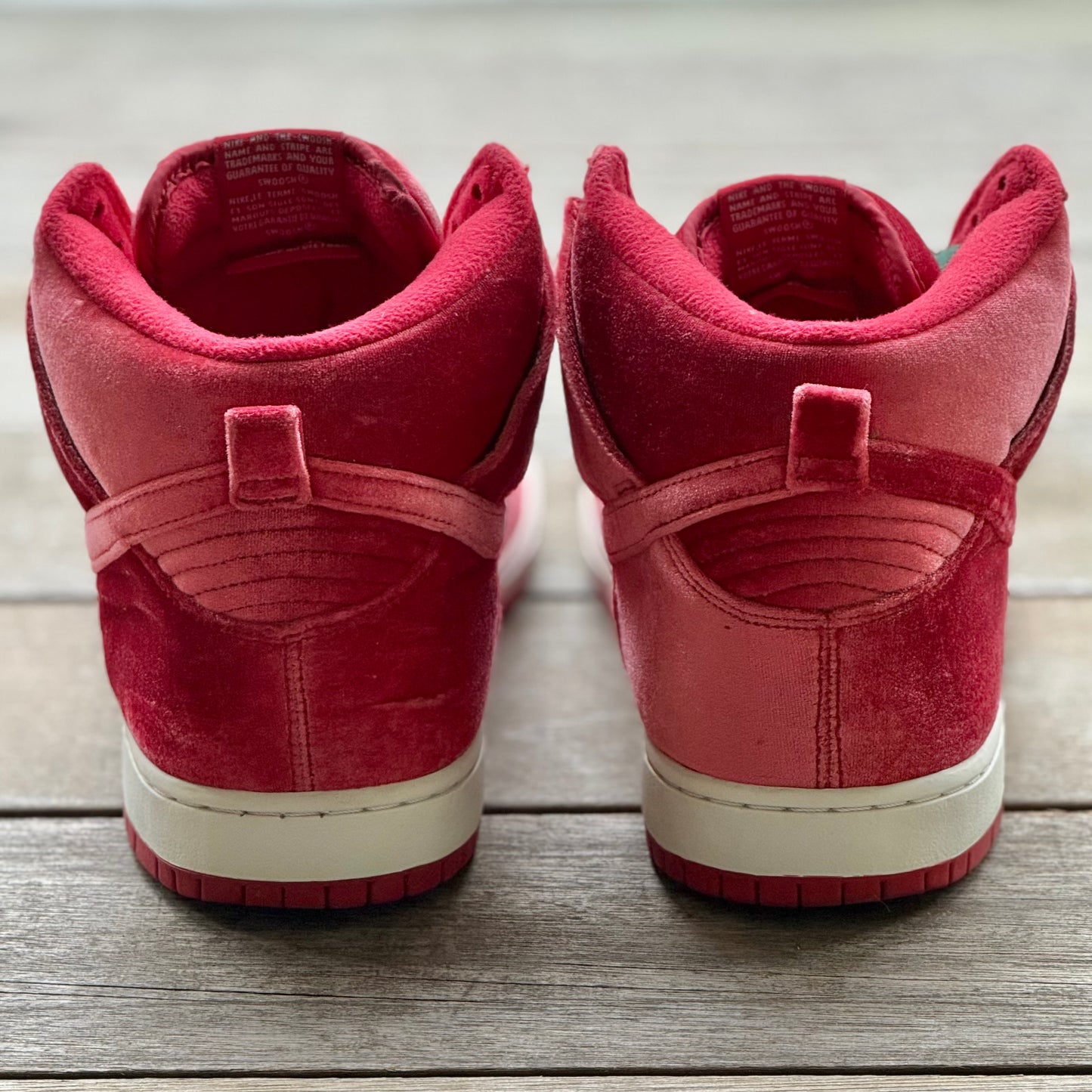 Nike SB Dunk High Red Velvet Size 13