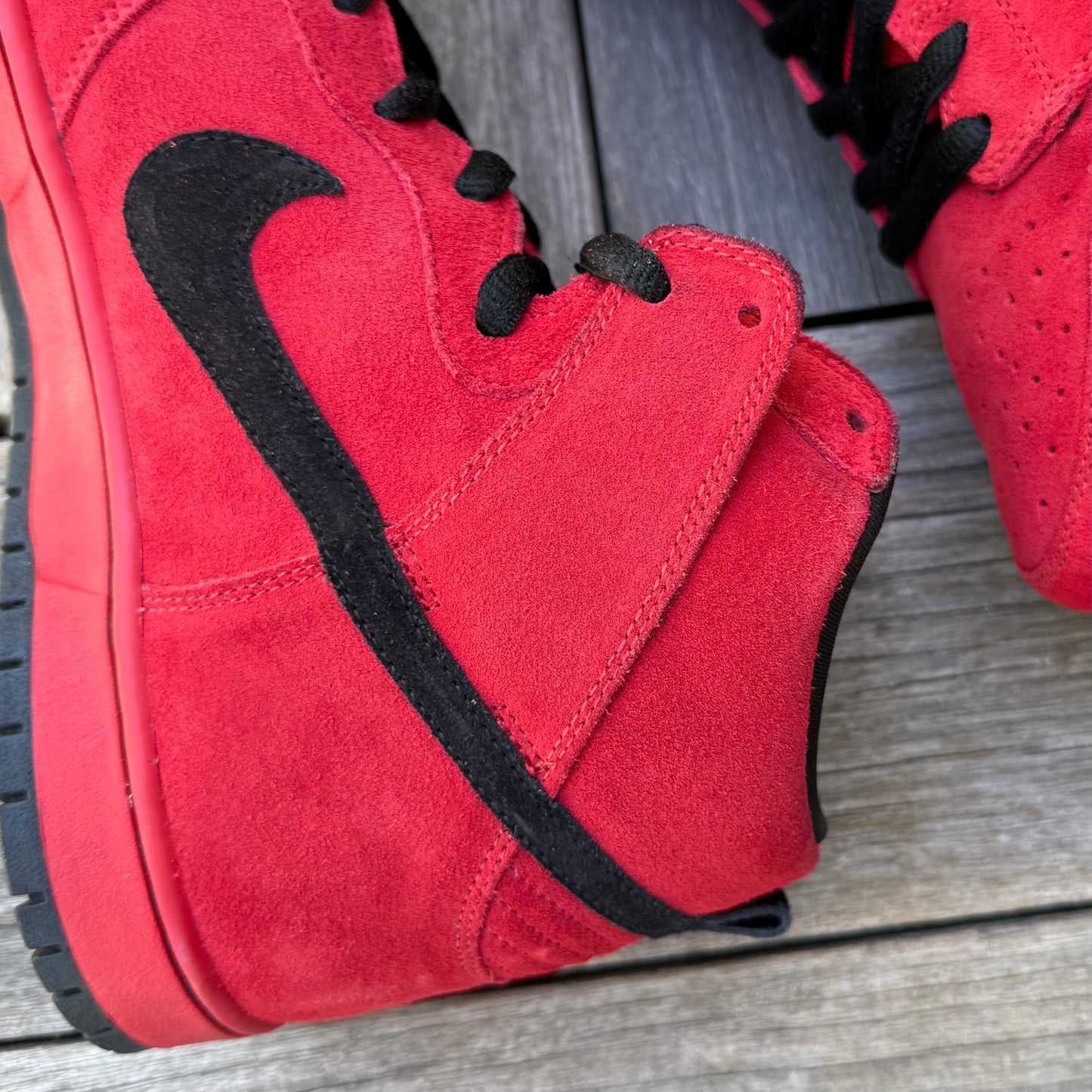 Nike SB Dunk High Red Devil Size 12