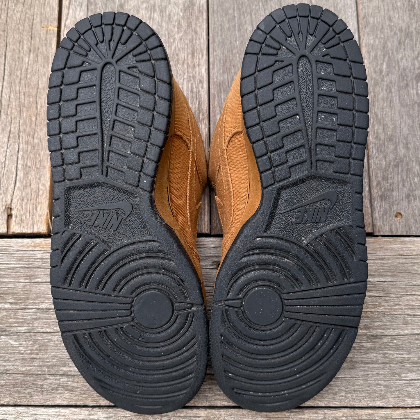 Nike SB Dunk Low Carhartt Shale Size 10