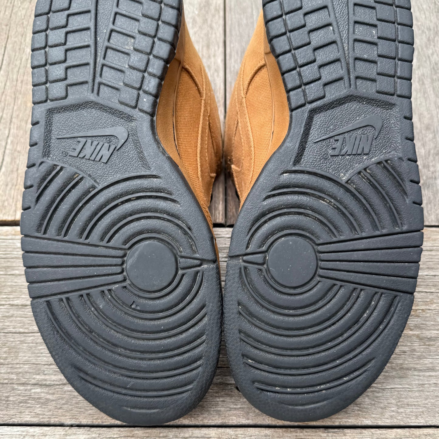 Nike SB Dunk Low Carhartt Shale Size 10