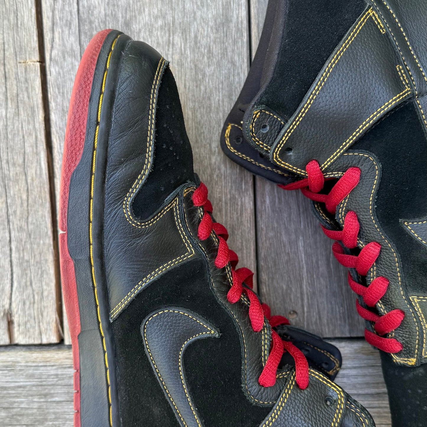 Nike SB Dunk High UnLucky13 Size 13