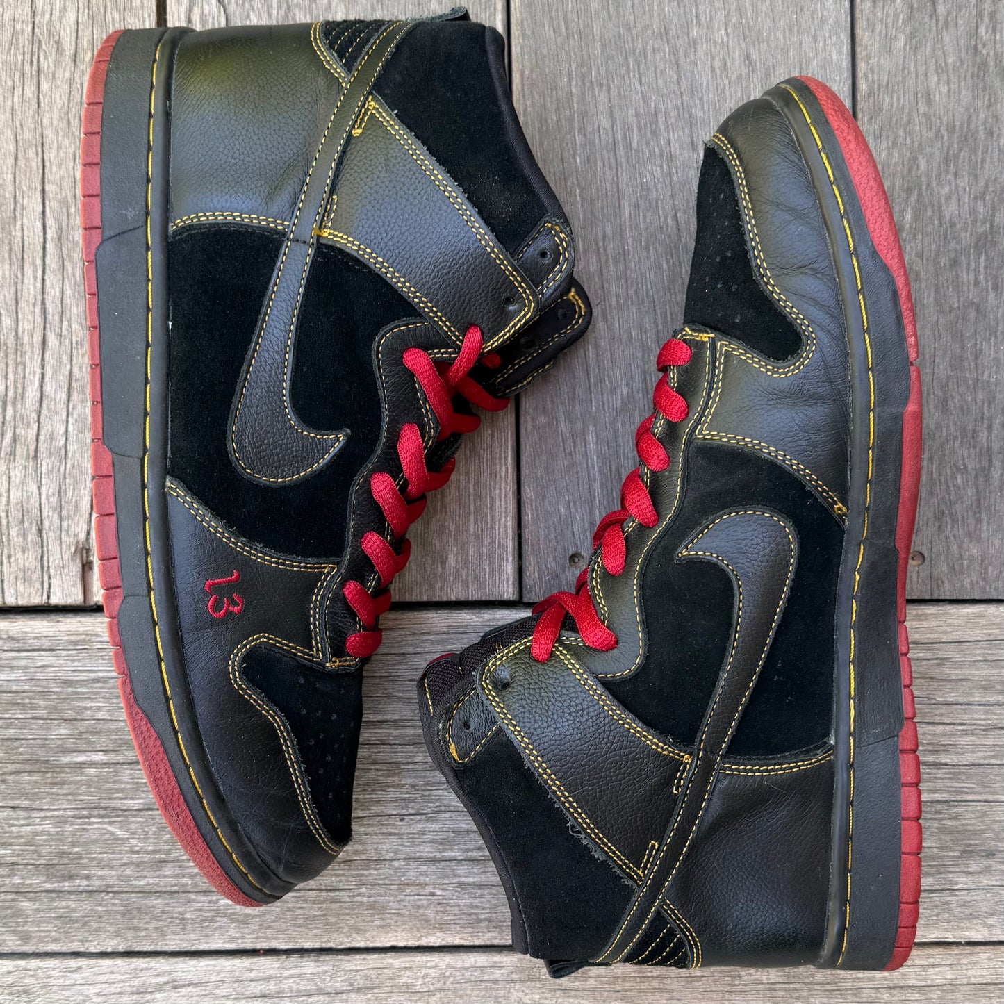 Nike SB Dunk High UnLucky13 Size 13